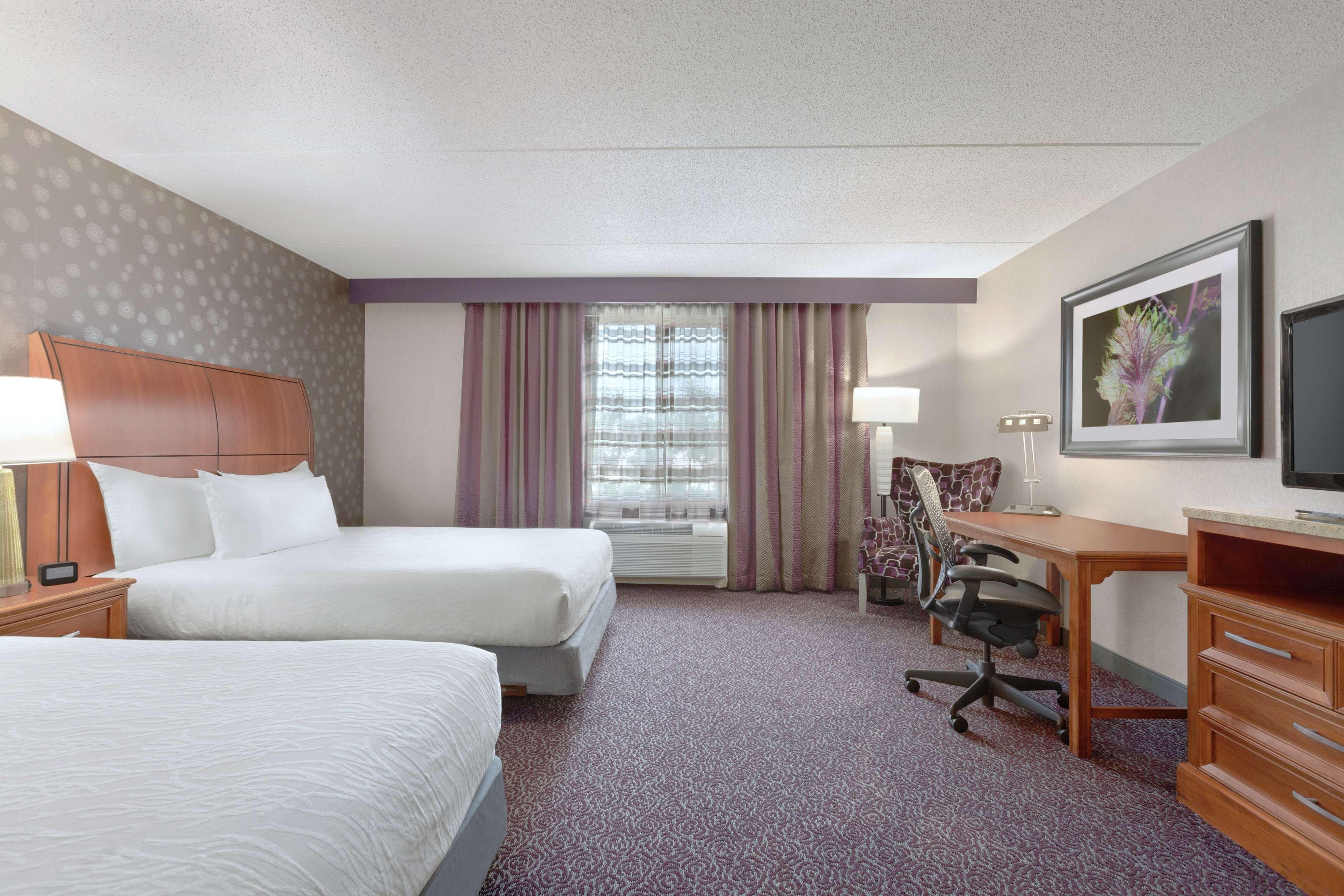 Hilton Garden Inn Springfield, MA Buitenkant foto
