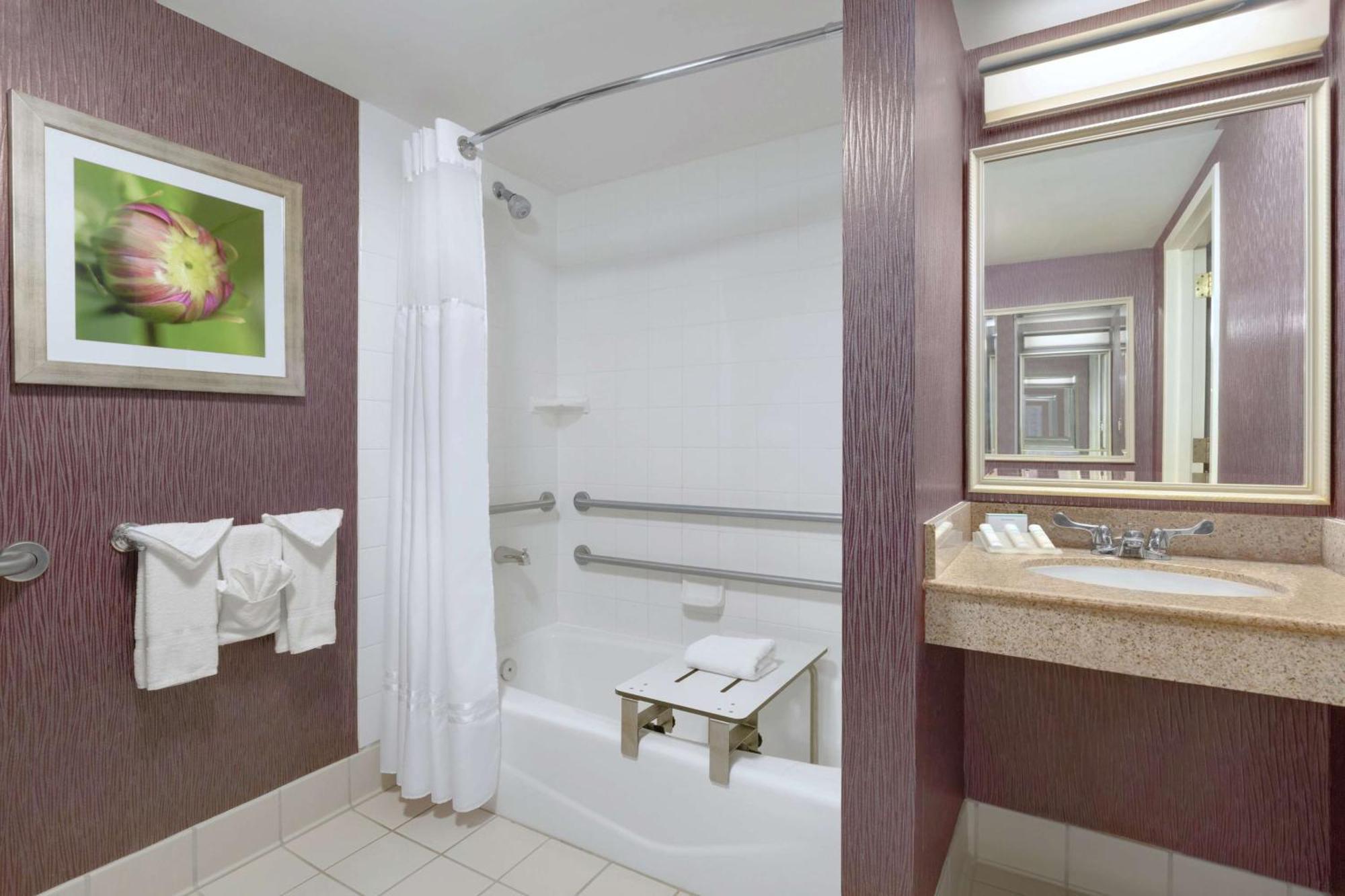 Hilton Garden Inn Springfield, MA Buitenkant foto