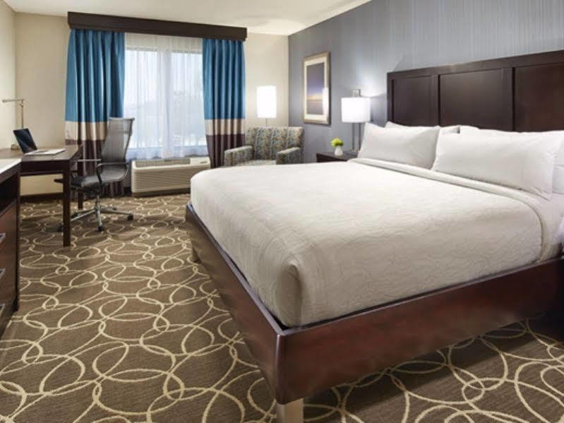 Hilton Garden Inn Springfield, MA Buitenkant foto